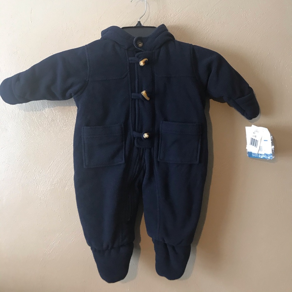 London Fog child navy snowsuit size 6/9 months